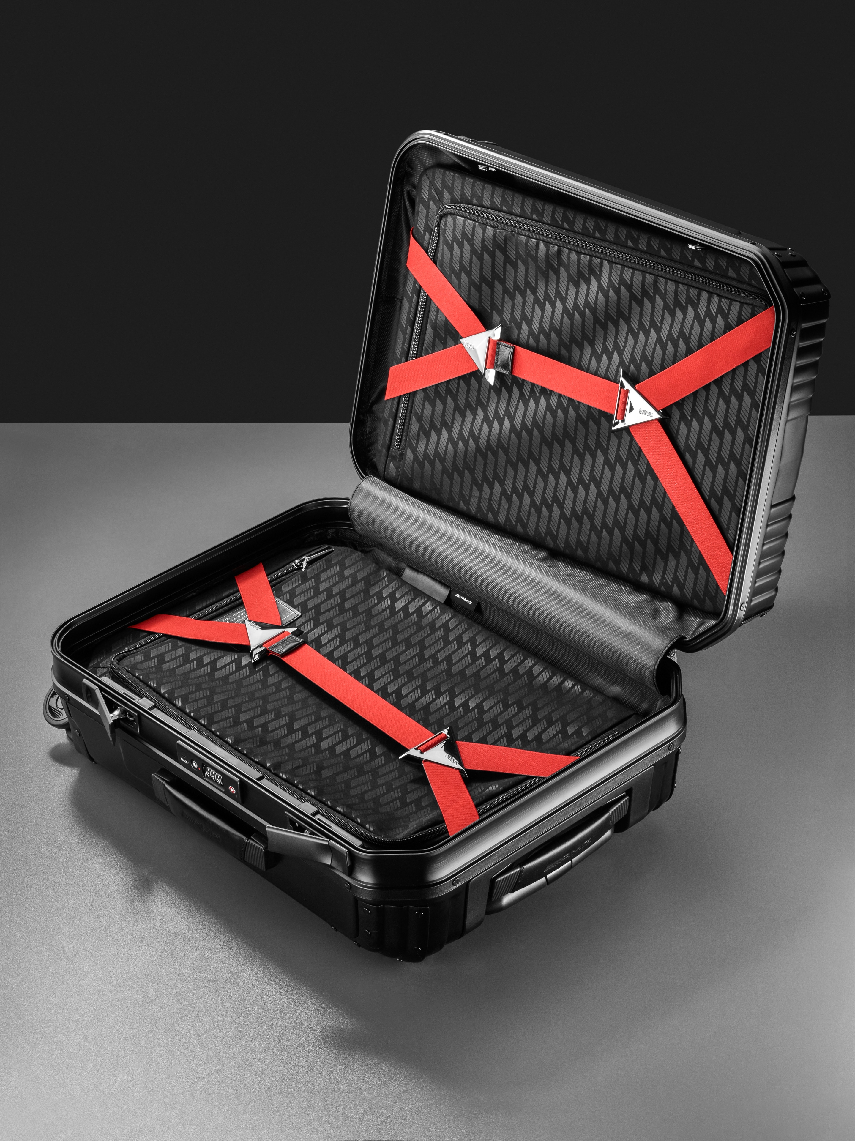 AMG Koffer, 7R Master, 55 cm - schwarz, Aluminium, Hartmann, 37,5 l