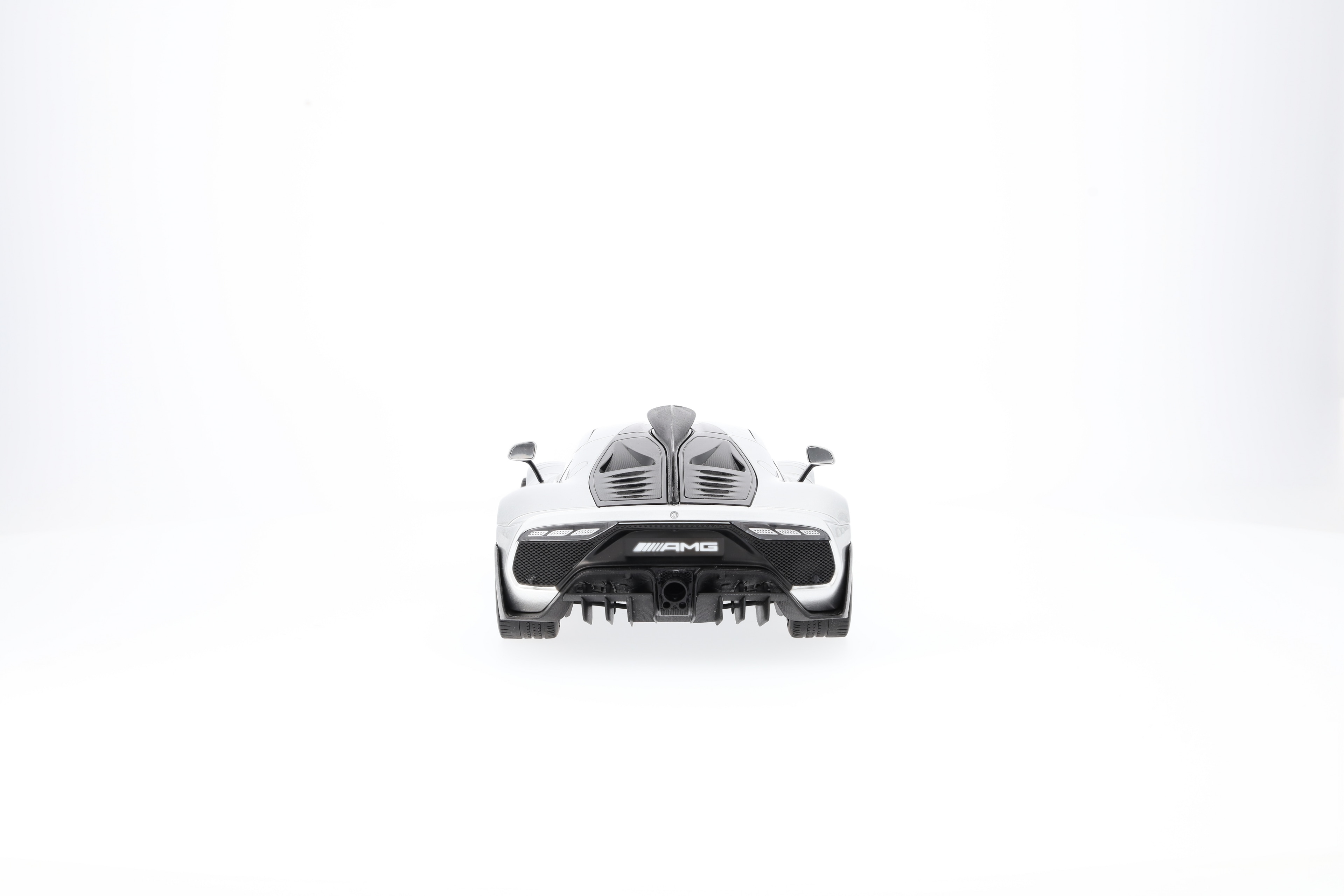 Mercedes-AMG ONE, C298 - hightechsilber, NZG, 1:18