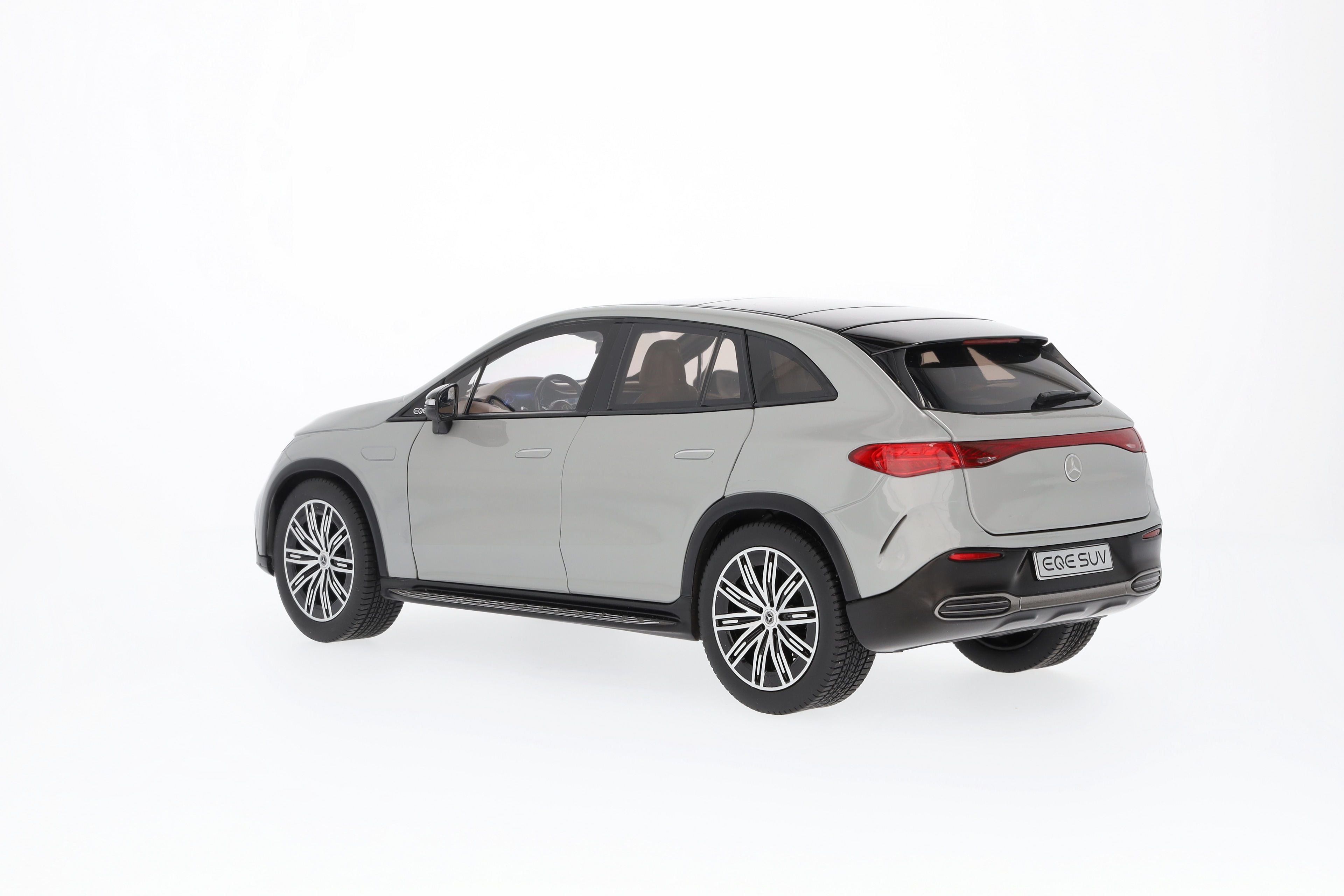 EQE SUV, AMG Line, X294 - MANUFAKTUR alpingrau uni, NZG, 1:18