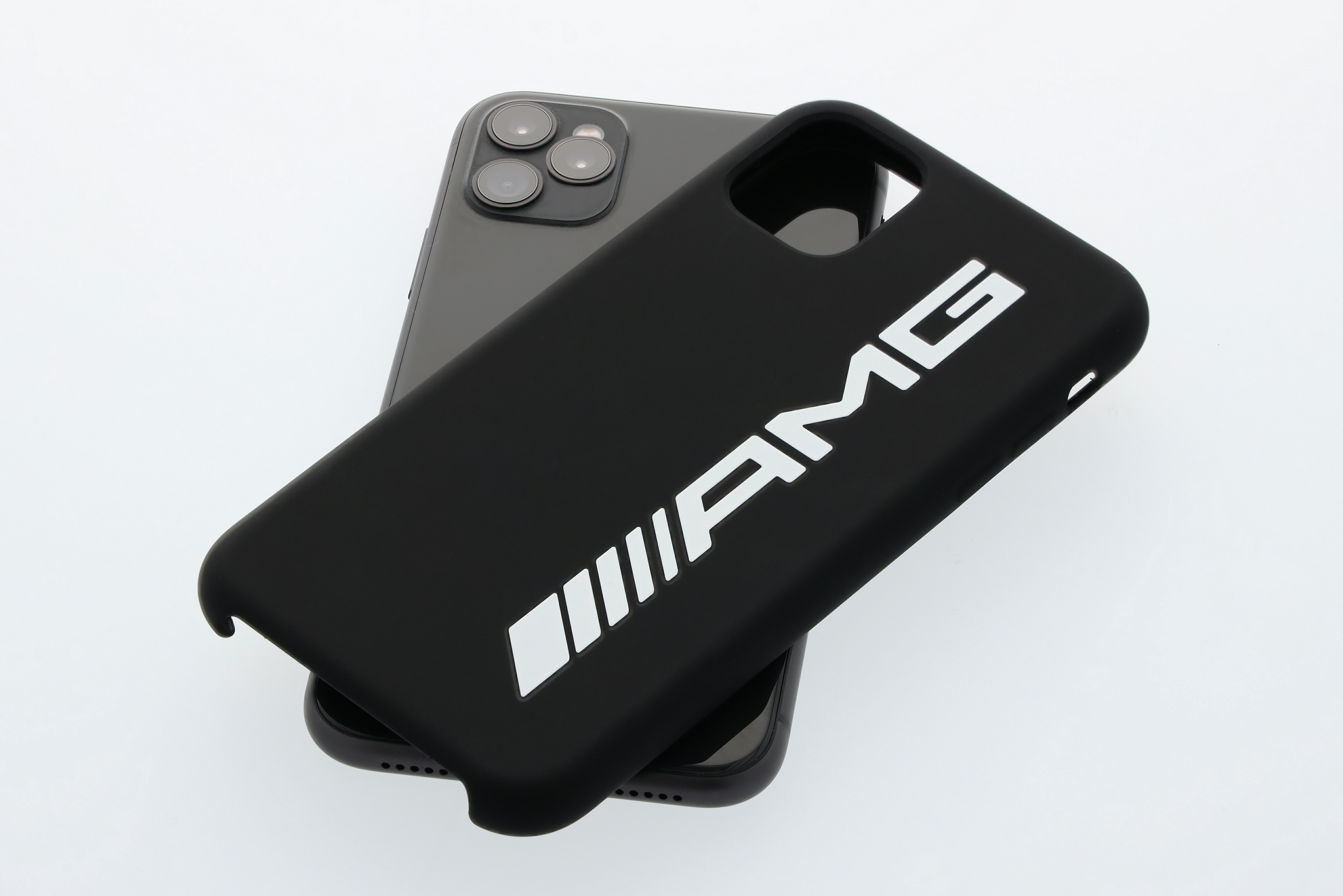 AMG Hülle für iPhone® 11 Pro - schwarz / weiß, Polycarbonat / Silikon / Mikrofaser