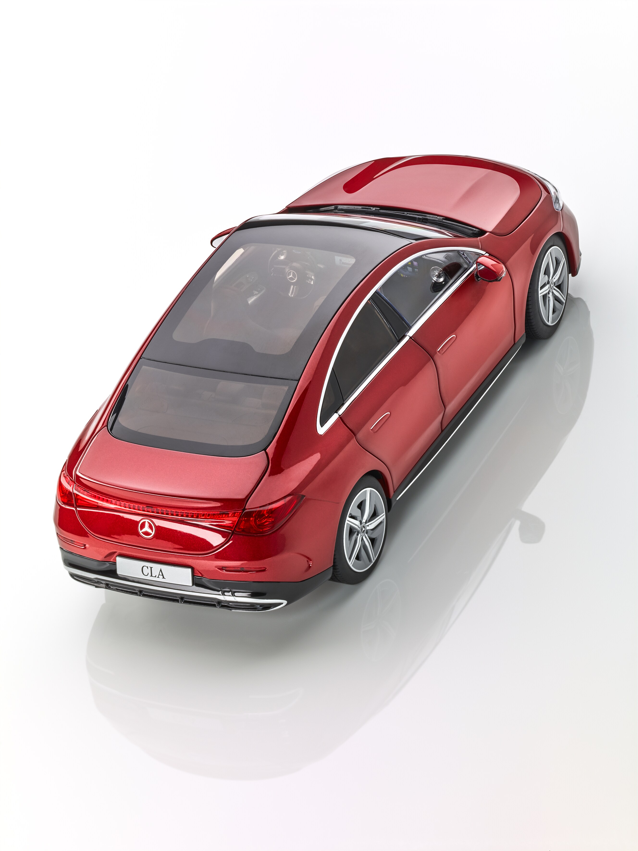 CLA Coupé, C178 - MANUFACTORY czerwień patagońska metalik, NZG, 1:18