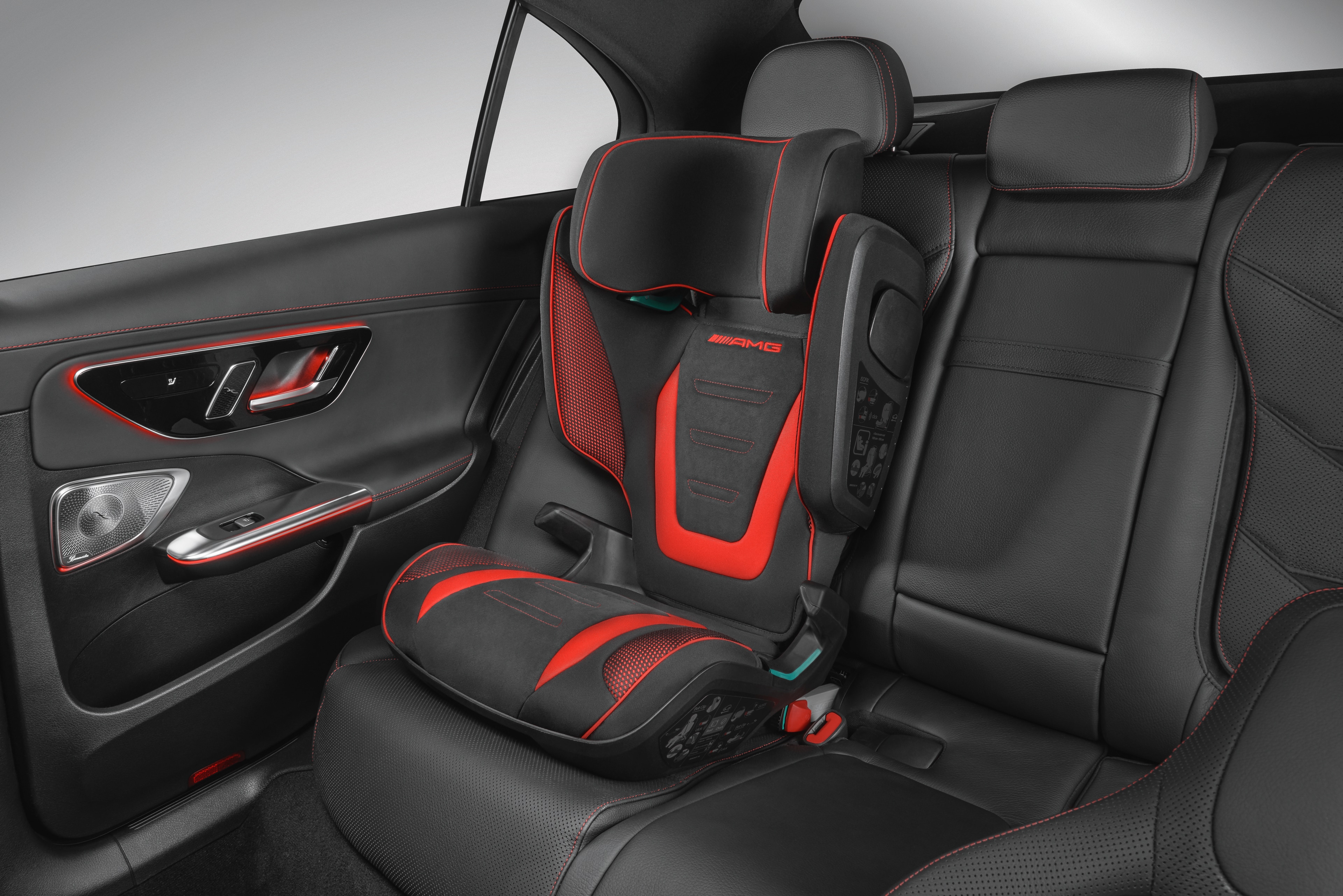 AMG Kindersitz KIDFIX, M i-SIZE - schwarz / rot