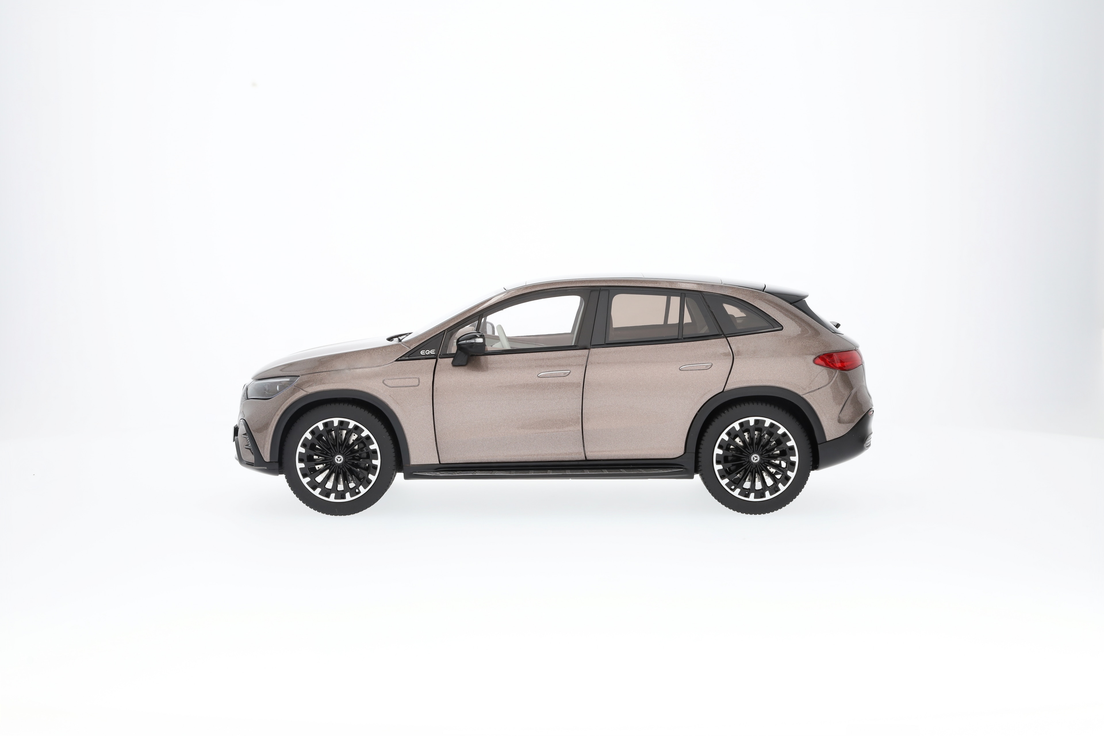 EQE SUV, AMG Line, X294 - samtbraun, NZG, 1:18