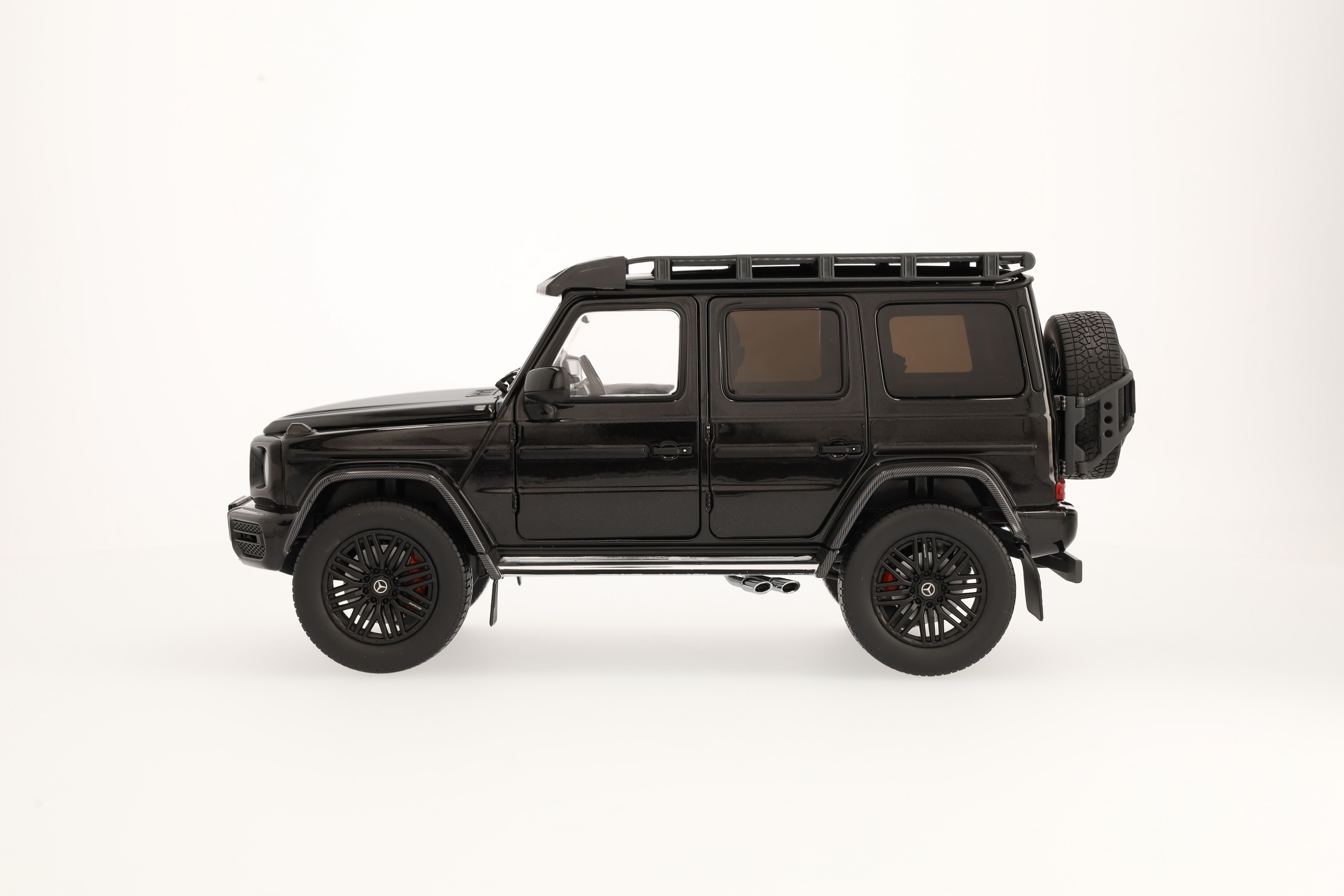 Mercedes-AMG G 63 4x4², W463 - czerń obsydianu, iScale, 1:18