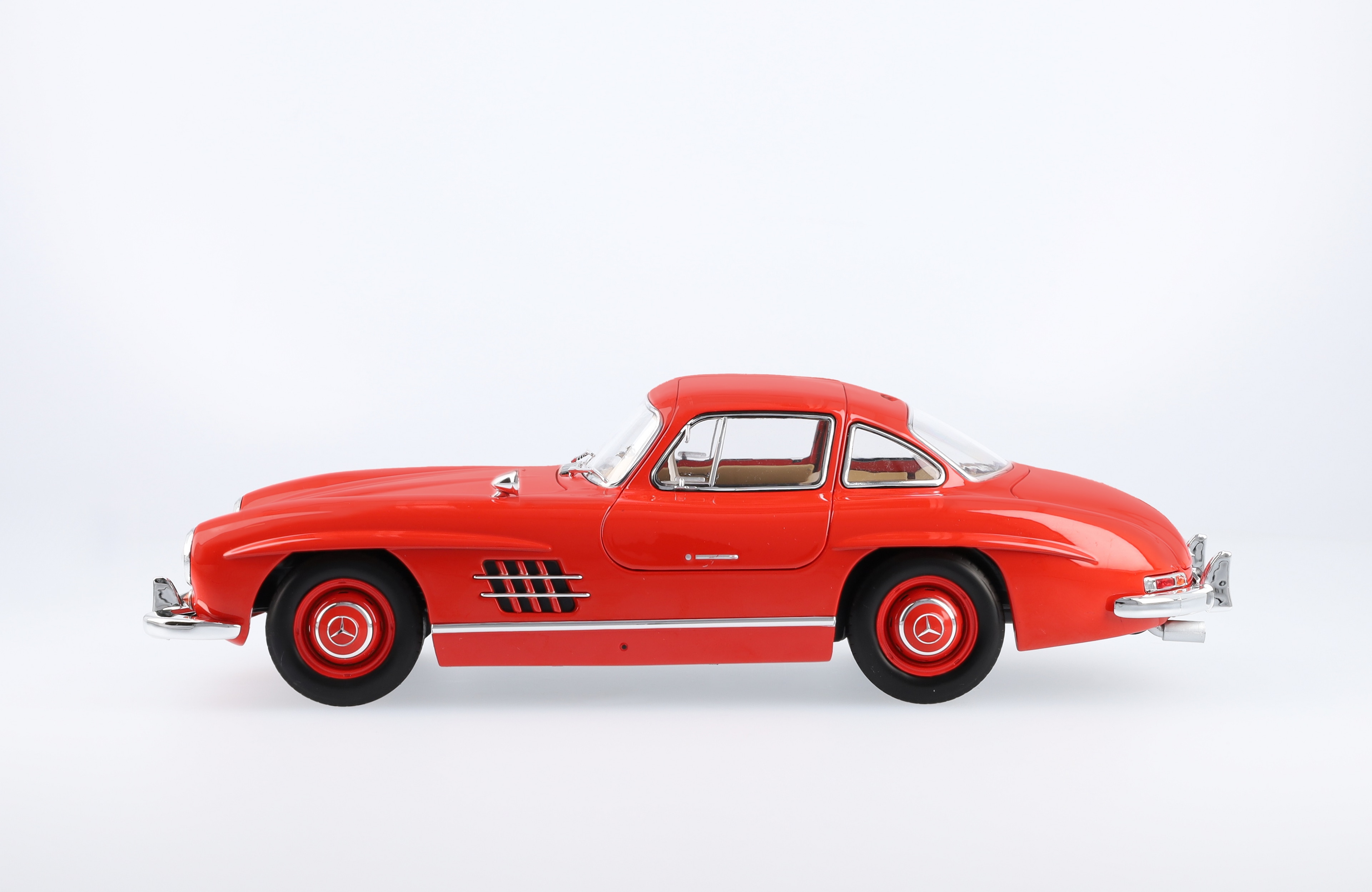 300 SL Coupé (1954-1957) W 198 - feuerwehrrot, Norev, 1:18