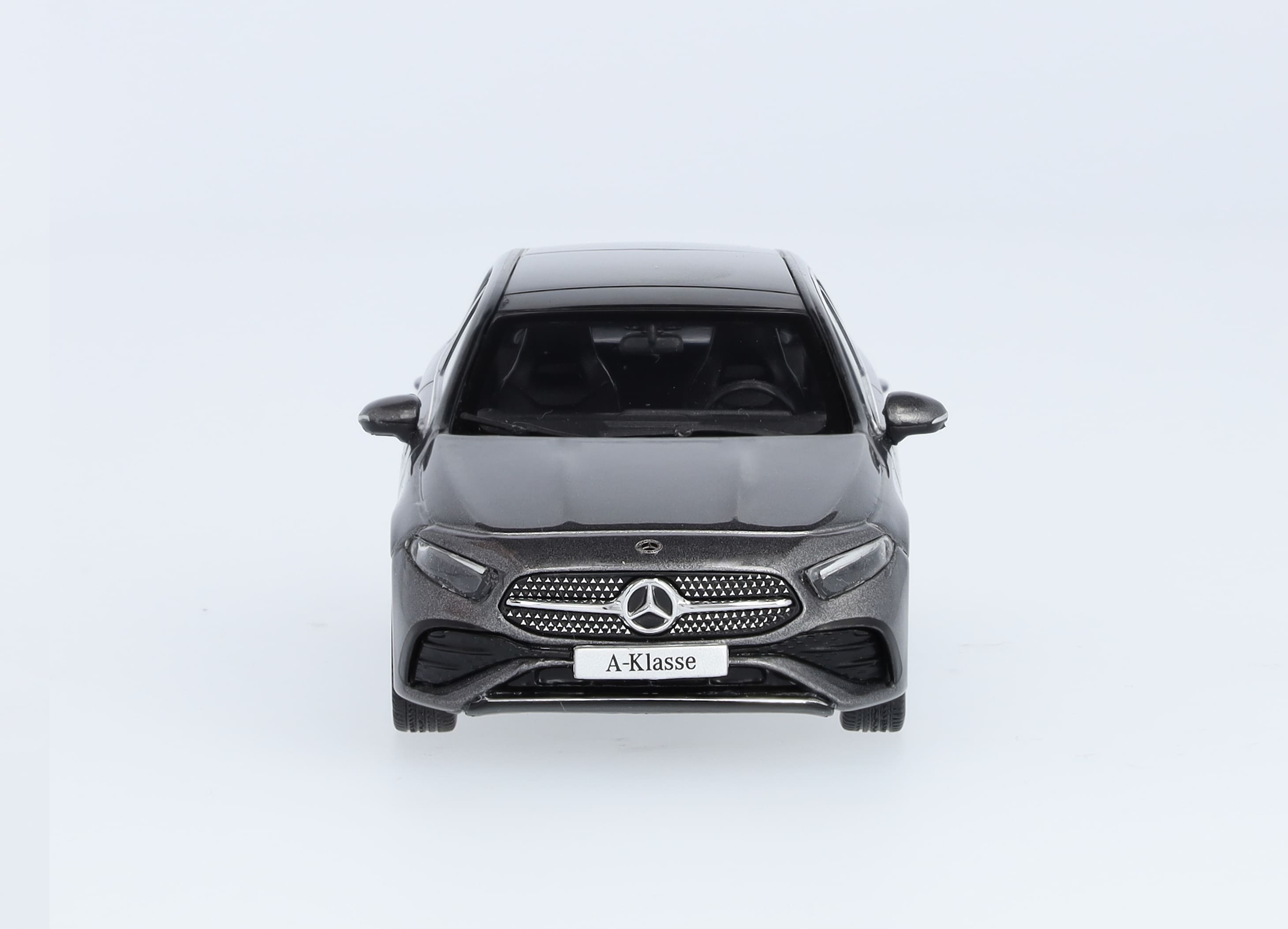 A-Klasse, Kompaktlimousine, AMG Line, W177 - mountaingrau, Minimax, 1:43