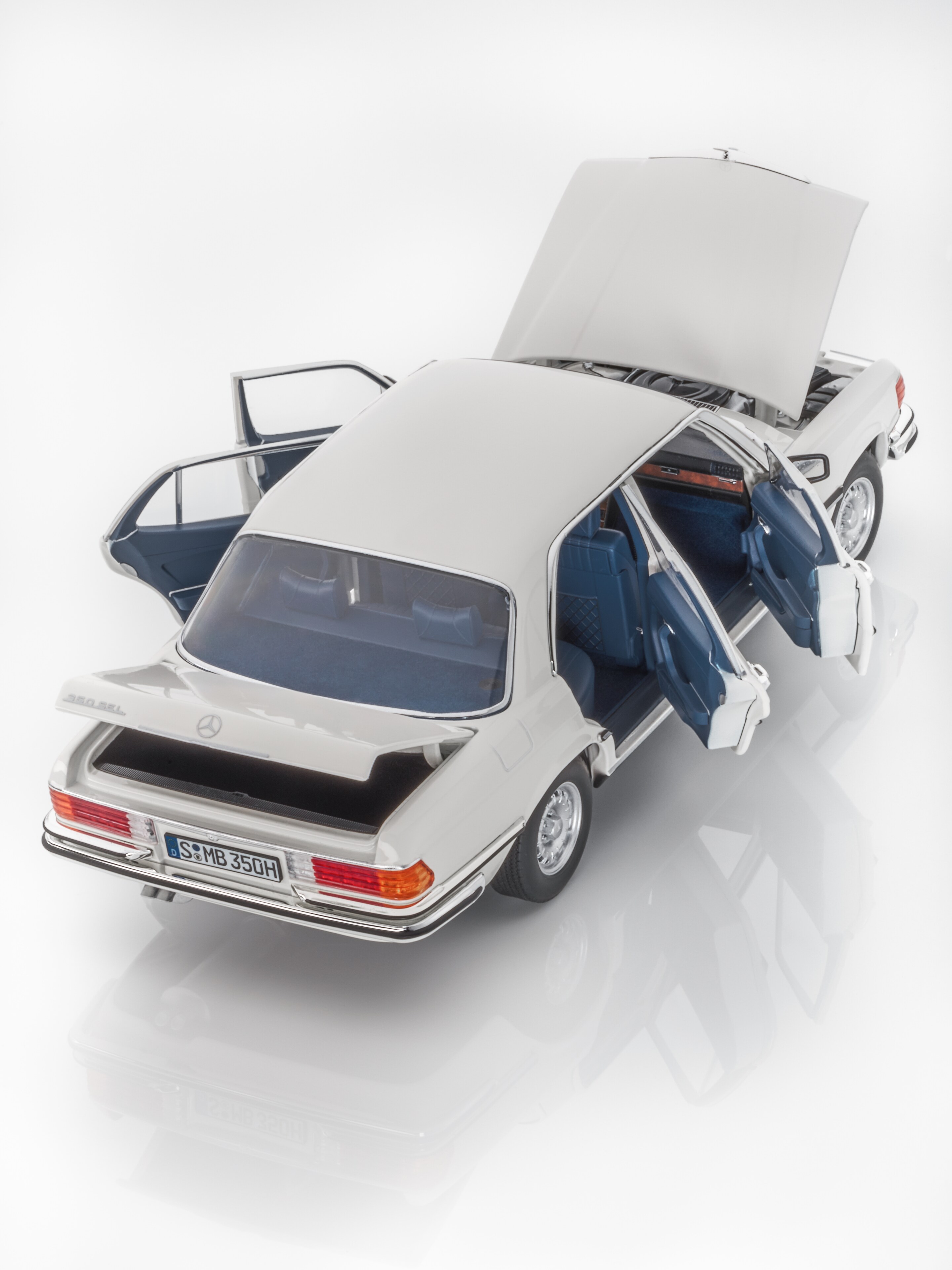 450 SEL W 116 (1976-1980) - biały, Norev, 1:18