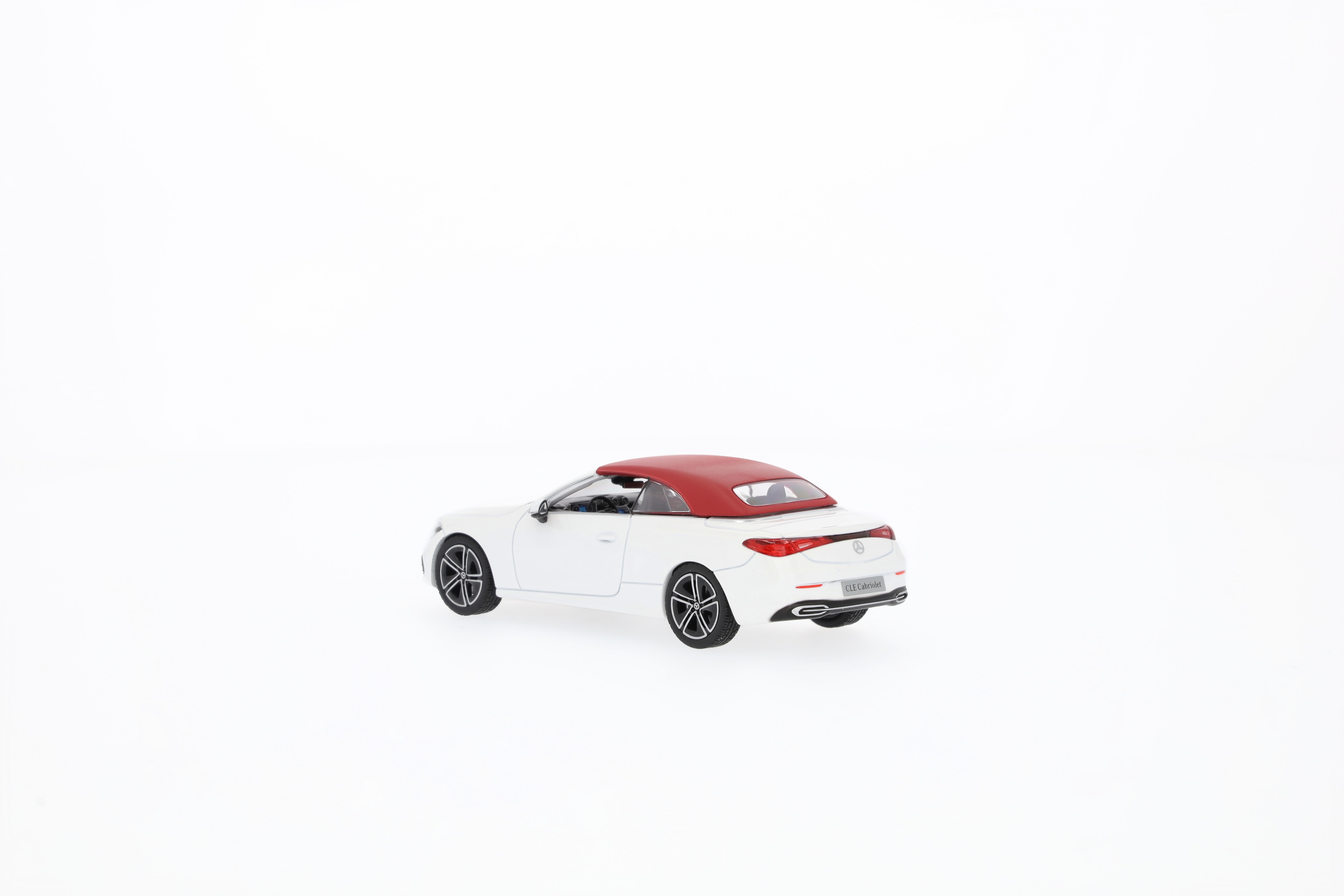 CLE Cabriolet, AVANTGARDE, A236 - MANUFAKTUR opalithweiß bright, Norev, 1:43