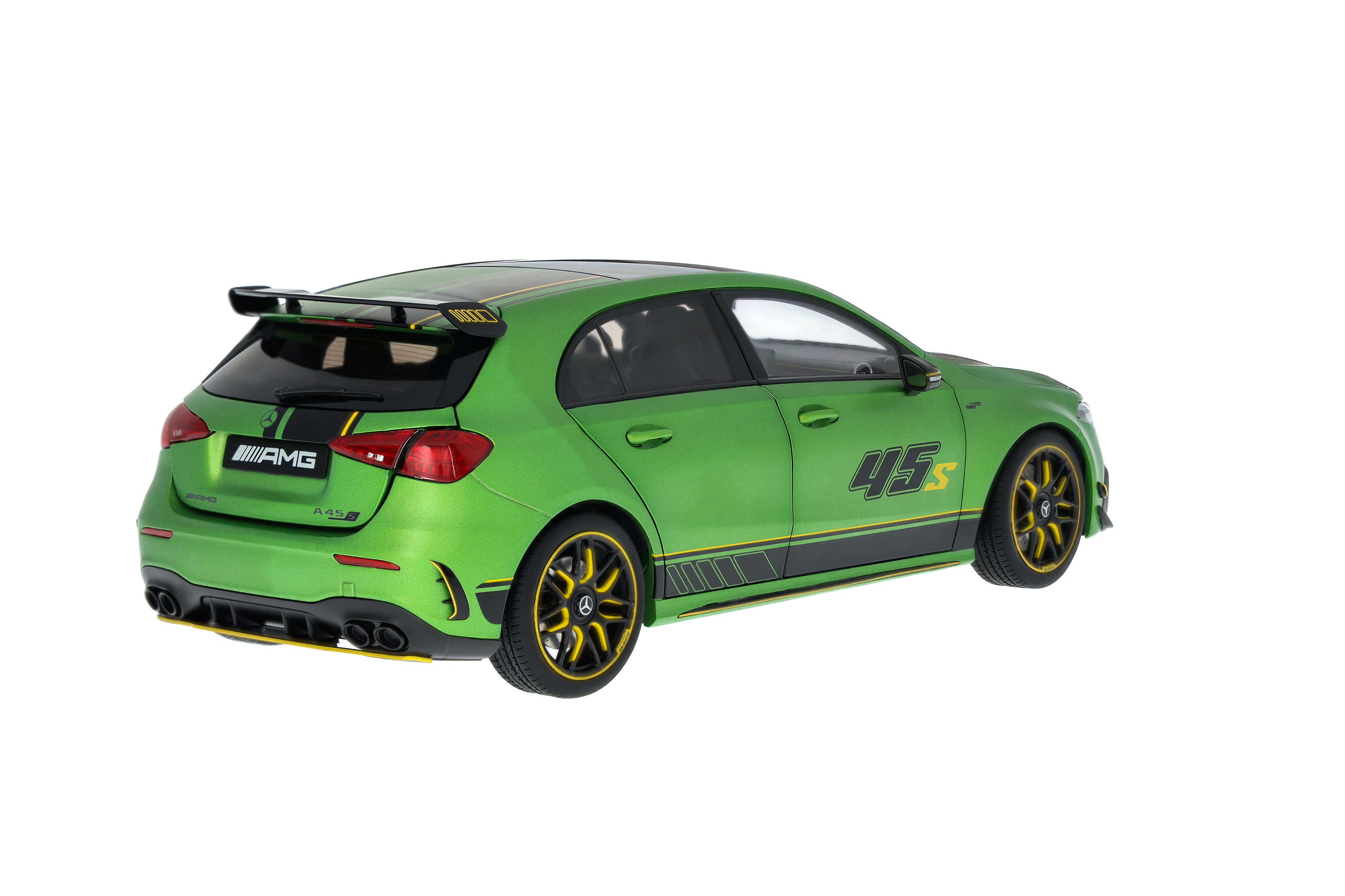 Mercedes-AMG A 45 S 4MATIC - jasnozielony mango, NZG, 1:18