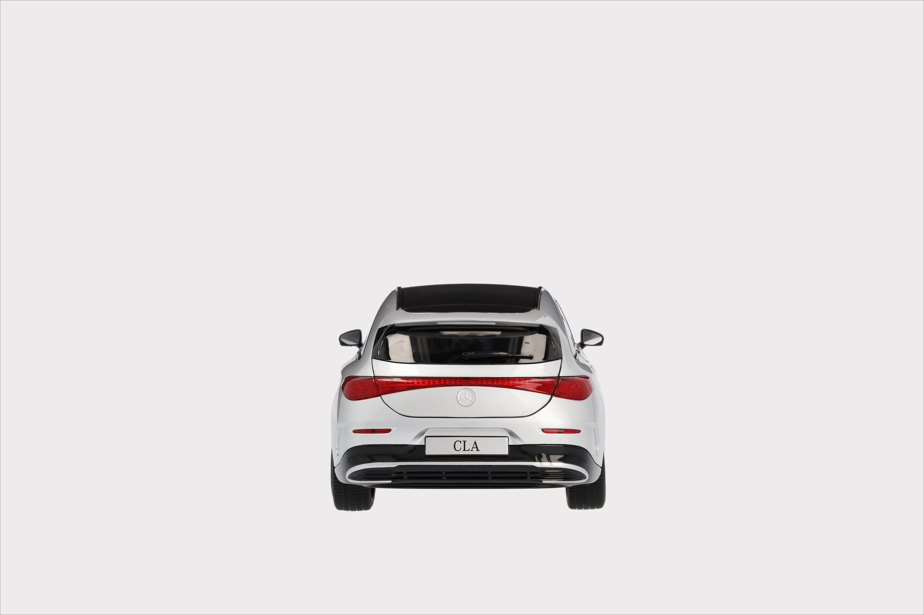 CLA, Shooting Brake, X174 - srebro hightech, NZG, 1:18