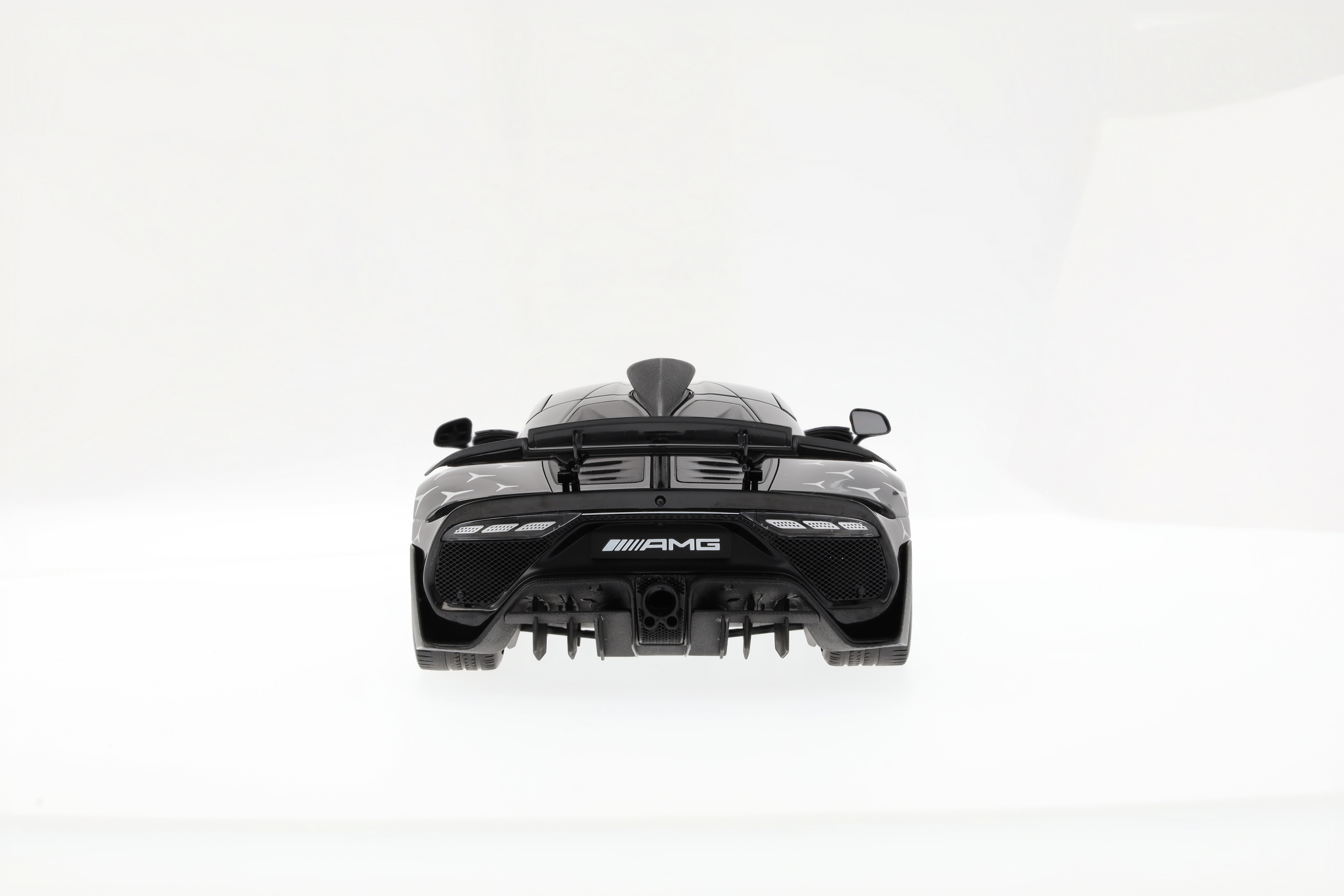 Mercedes-AMG ONE, C298 - czerń obsydianu, NZG, 1:18