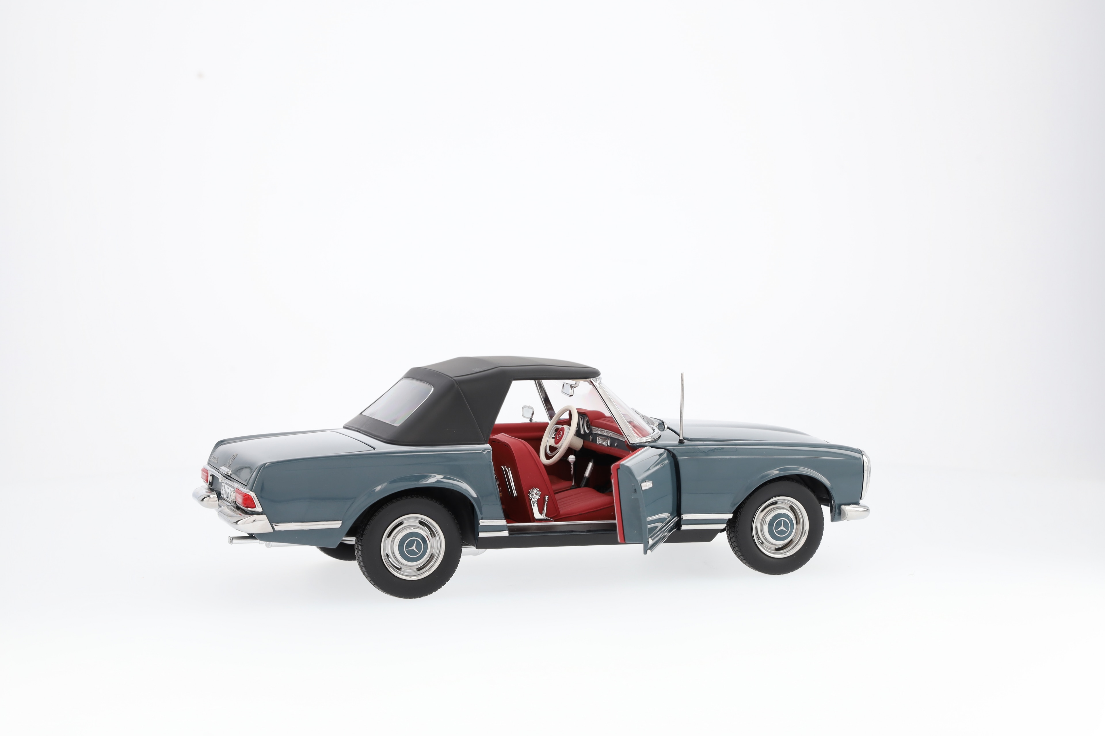 230 SL Pagode W 113 (1963-1967) - blaugrau, Norev, 1:18