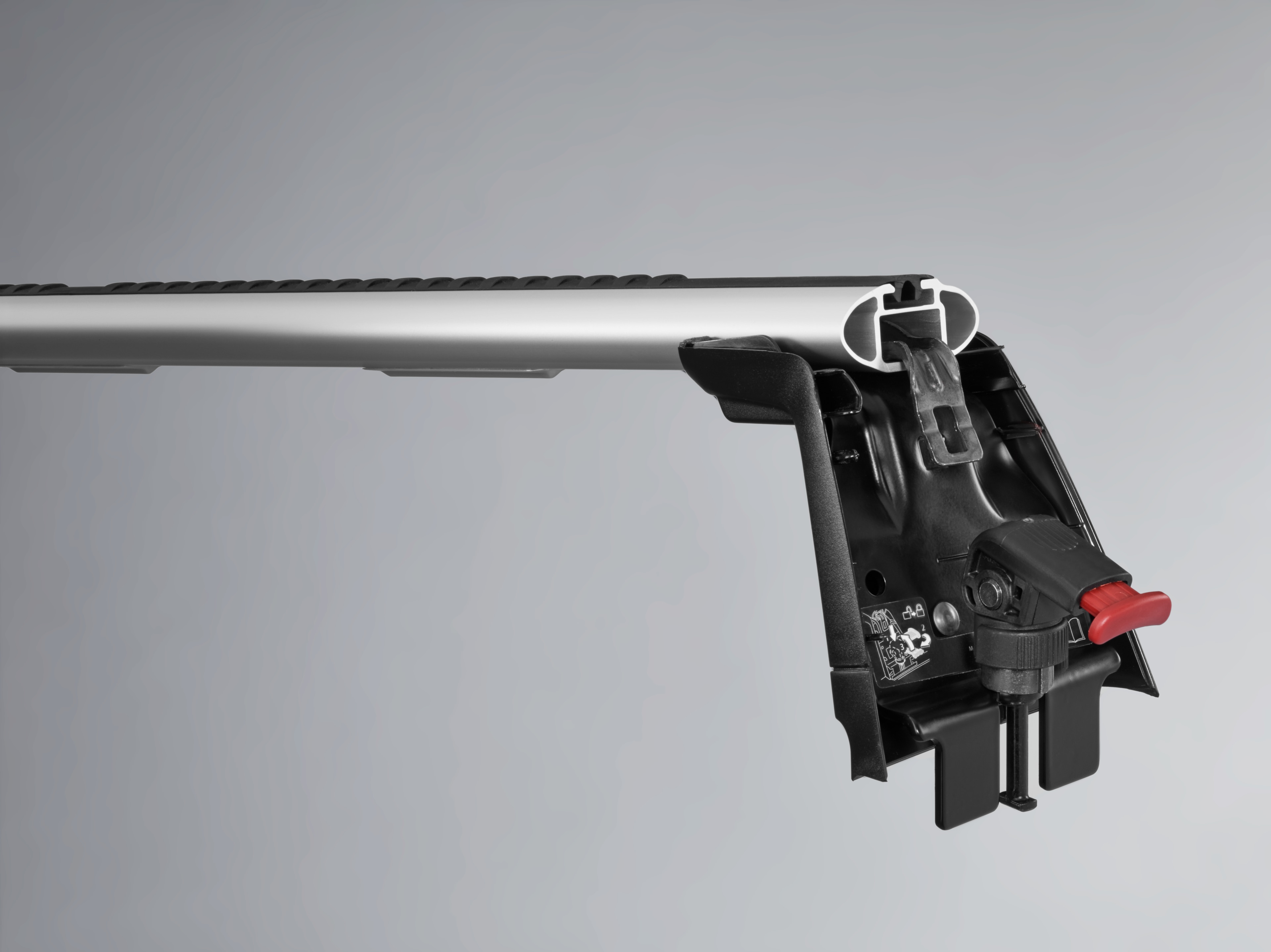 Bagażnik bazowy - aluminium / stal / tworzywo sztuczne, srebrny / czerń