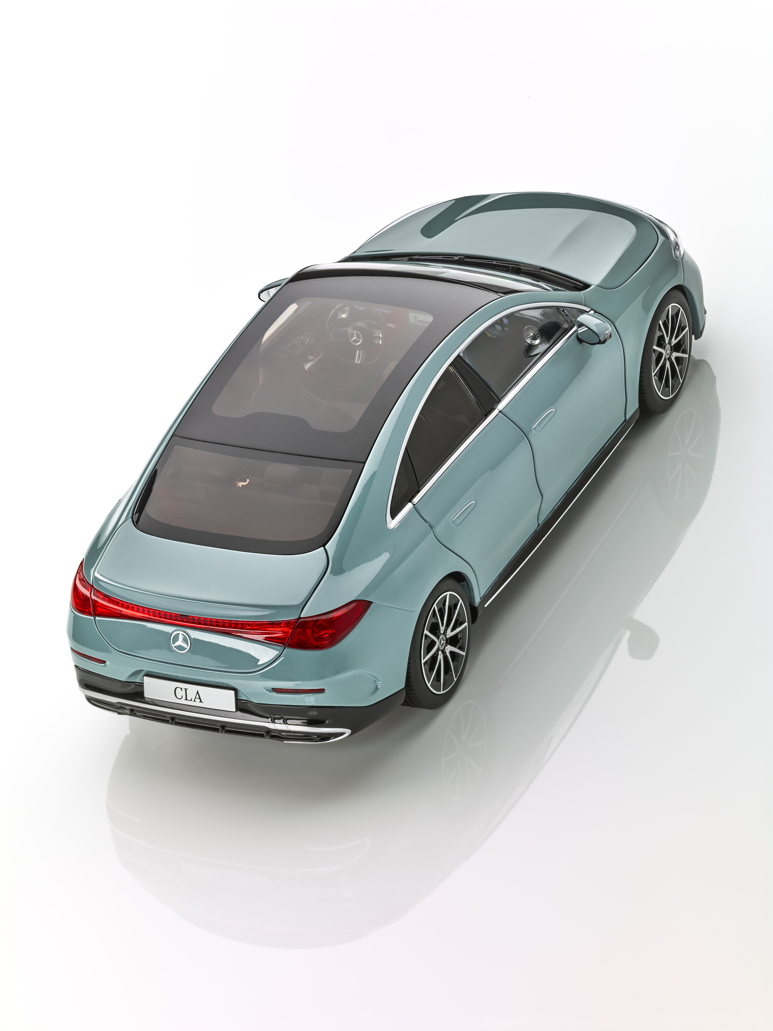 CLA Coupé, C178 - aquamint, NZG, 1:18