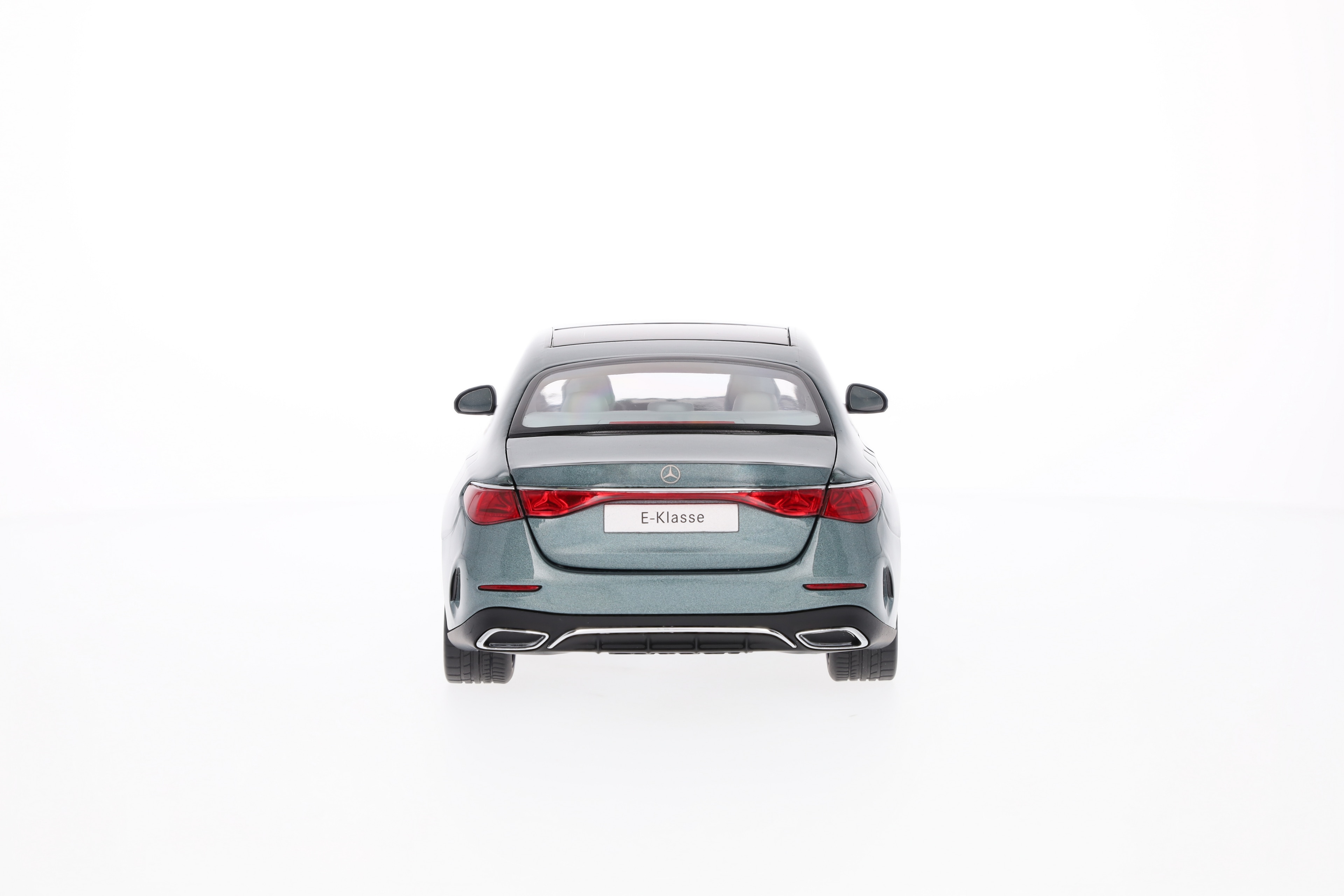 E-Klasse, Limousine, AMG Line, W214 - verdesilber, iScale, 1:18