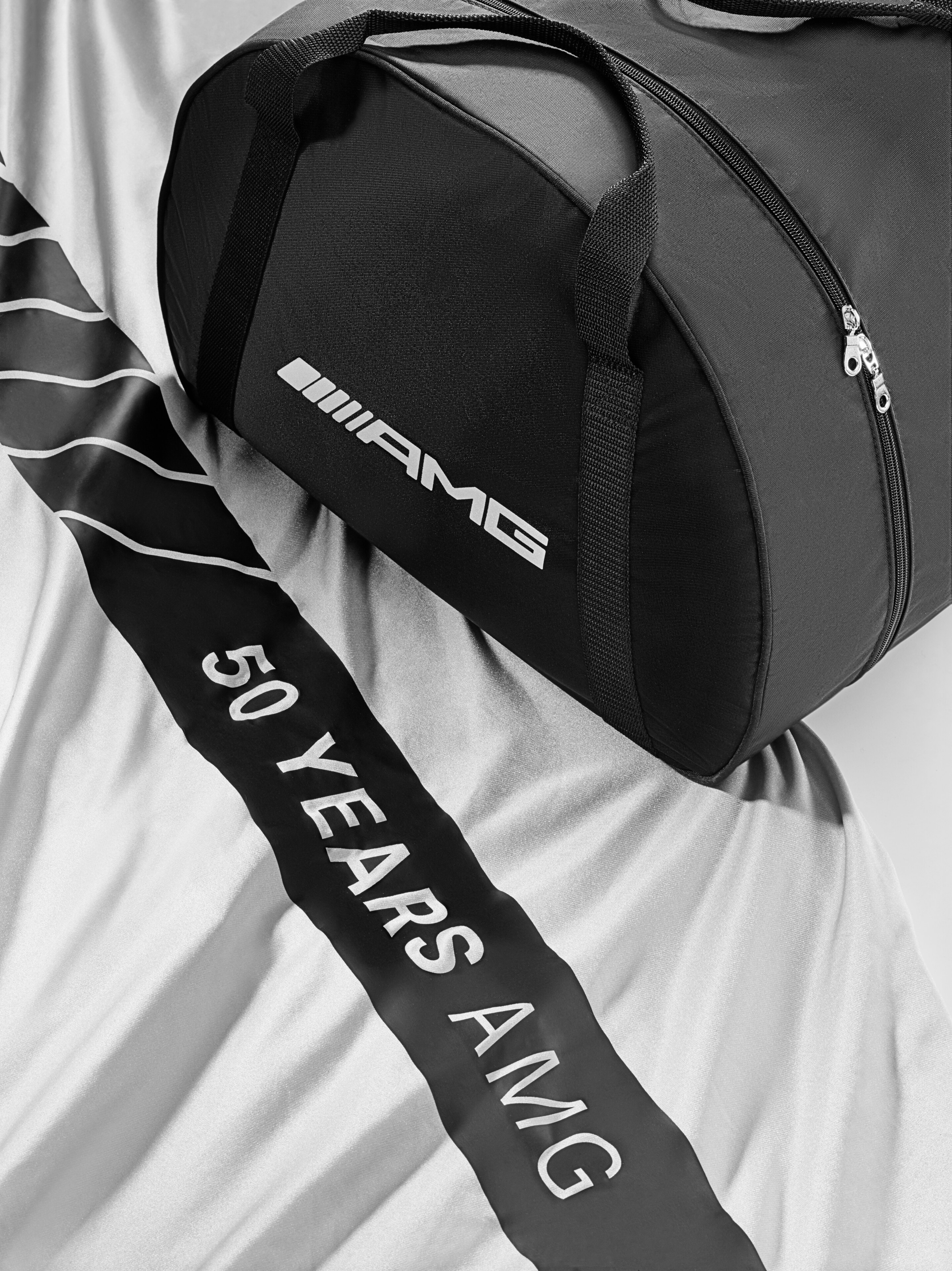 Pokrowiec AMG Indoor-Car-Cover - poliamid / poliester, srebrny