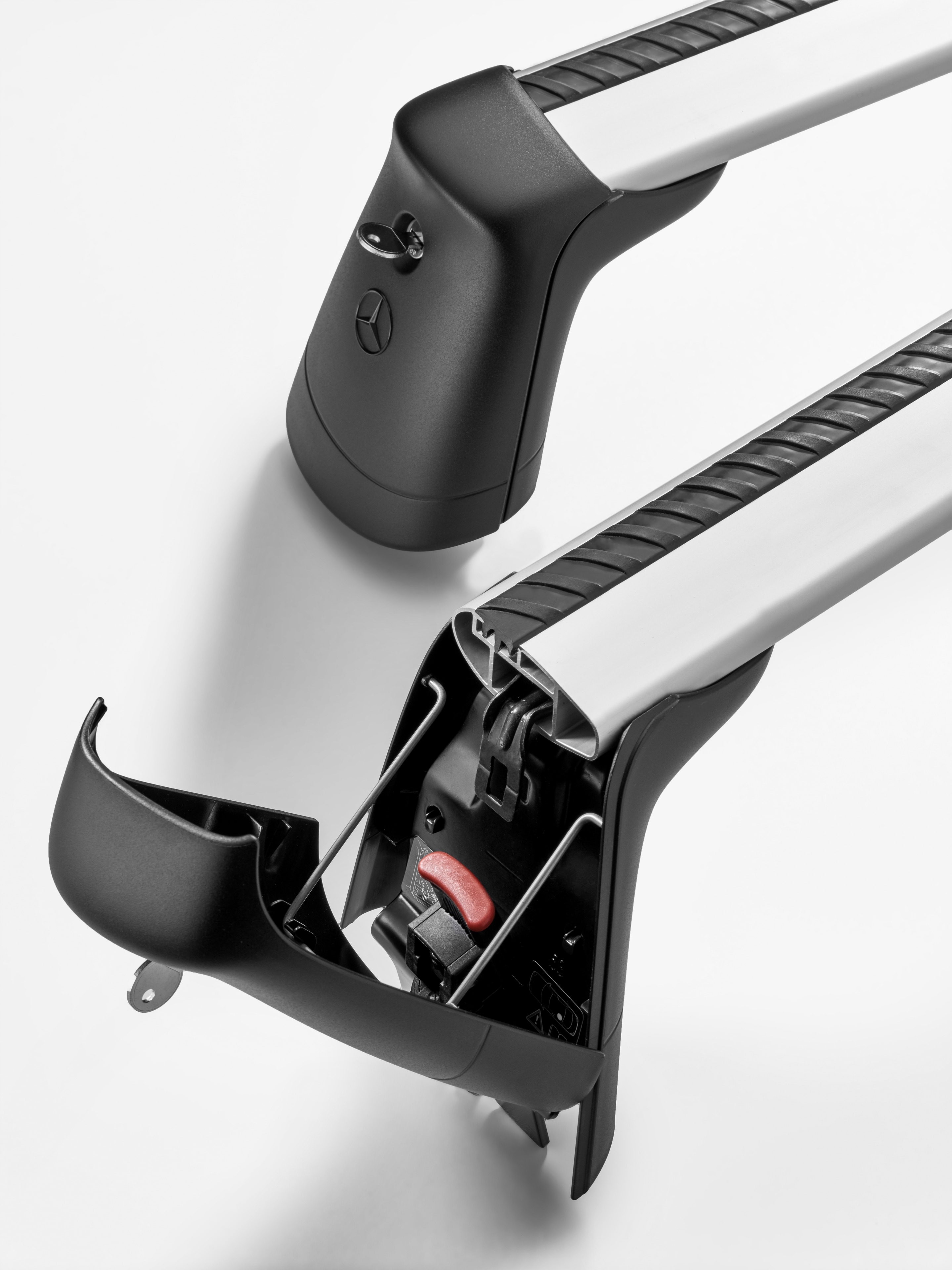 Bagażnik bazowy, trzy belki poprzeczne - aluminium / stal, srebrny / czerń