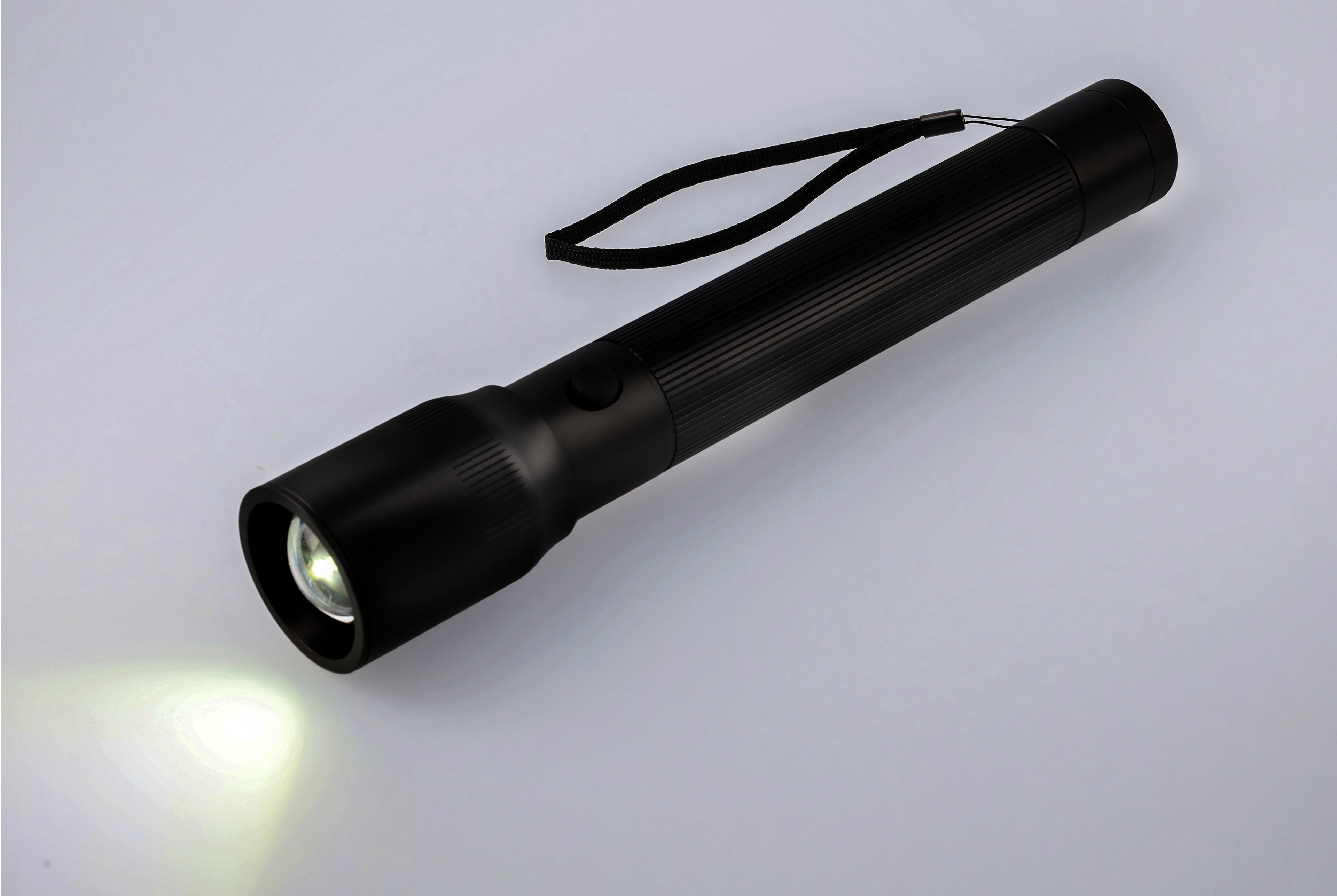 Latarka LED, duże - czerń, aluminium, Ansmann