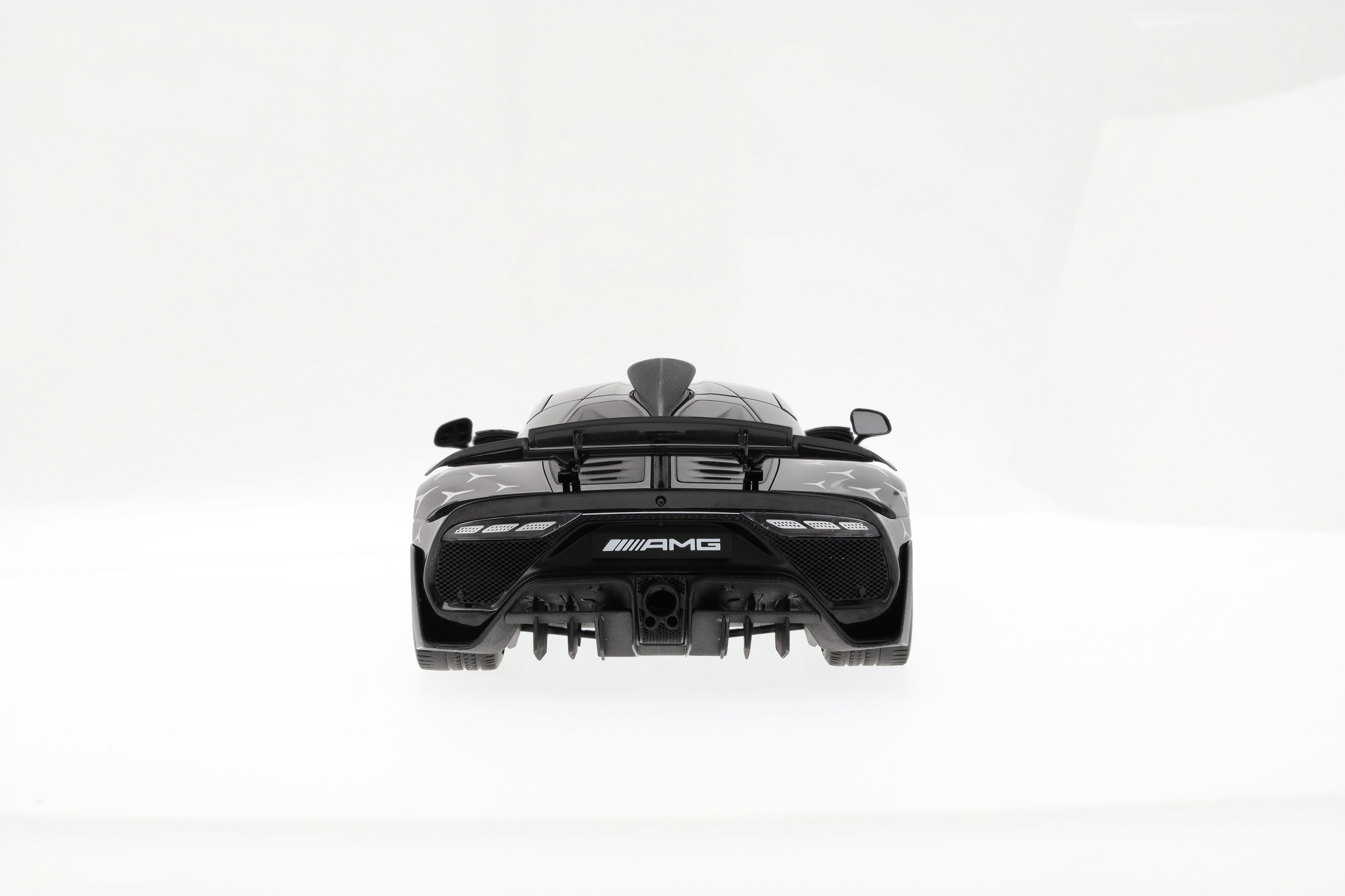 Mercedes-AMG ONE, C298 - obsidianschwarz, NZG, 1:18